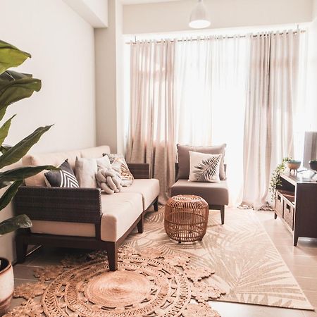 Modern Tropical Luxe Apartment - Boracay Newcoast Yapak Luaran gambar