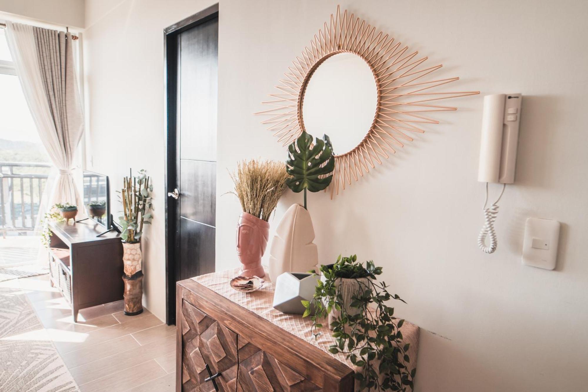 Modern Tropical Luxe Apartment - Boracay Newcoast Yapak Luaran gambar